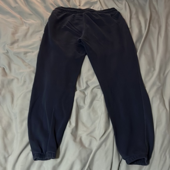 Tommy Hilfiger joggers - Picture 2 of 3
